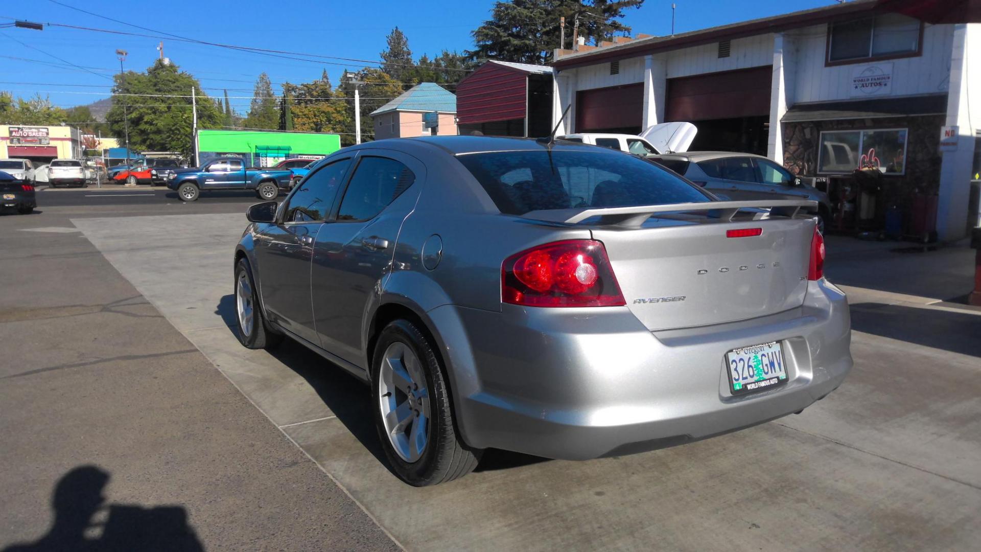 2013 SILVER Dodge Avenger SXT (1C3CDZCB9DN) with an 2.4L L4 DOHC 16V engine, 6-Speed Automatic transmission, located at 502 S. Riverside Avenue, Medford, OR, 97501, (541) 773-3136, 42.322803, -122.867477 - Photo#3