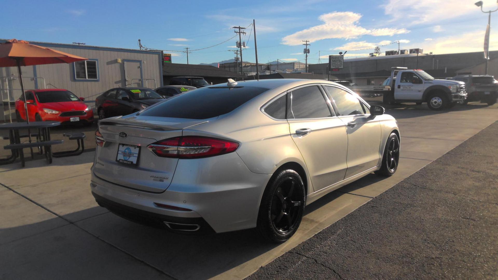 2019 SILVER Ford Fusion Titanium AWD (3FA6P0D94KR) with an 2.0L L4 DOHC 16V engine, 6A transmission, located at 502 S. Riverside Avenue, Medford, OR, 97501, (541) 773-3136, 42.322803, -122.867477 - Photo#3