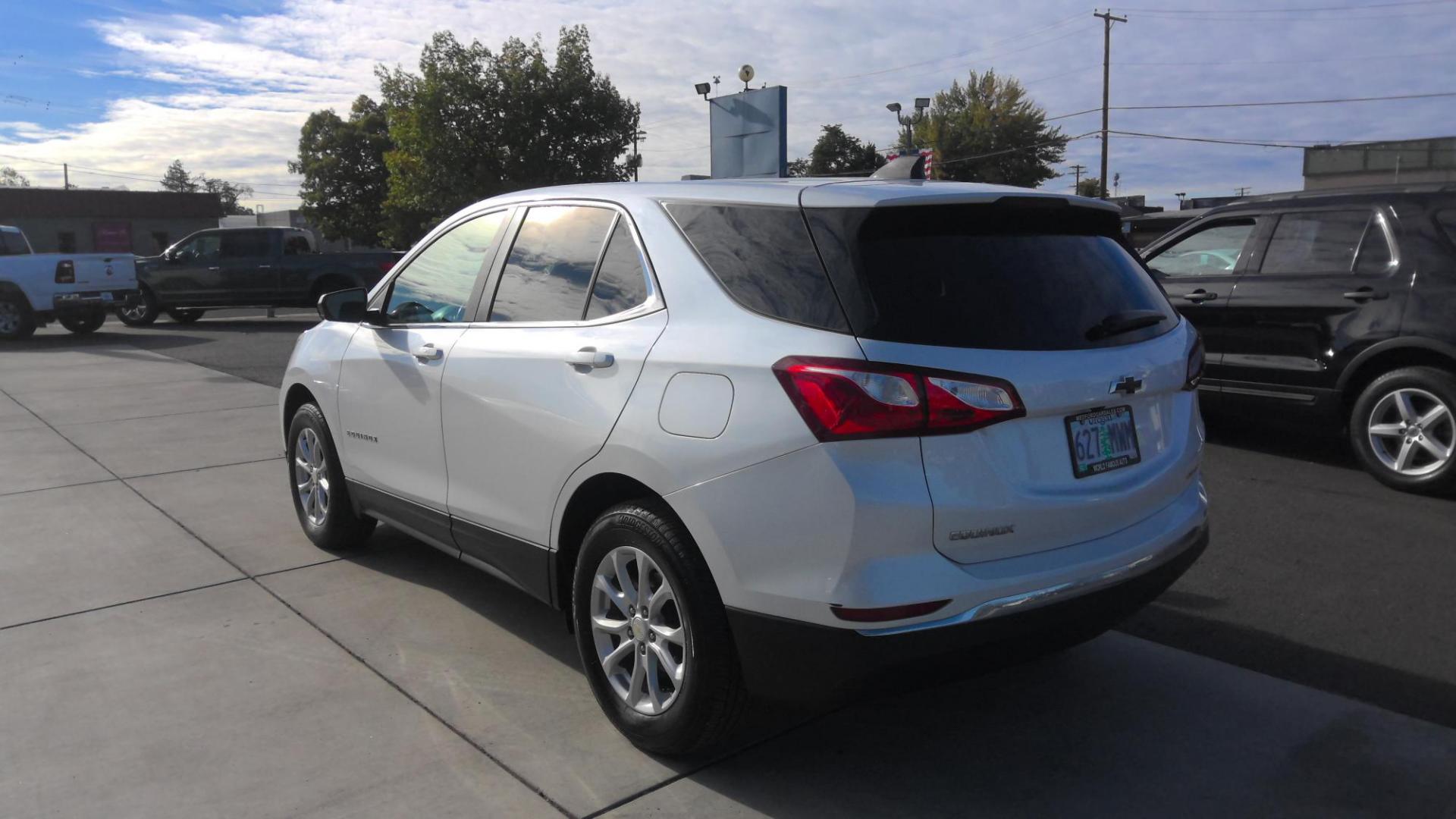 2021 WHITE Chevrolet Equinox LT AWD (3GNAXUEV9MS) with an 1.5L L4 DOHC 16V TURBO engine, 6A transmission, located at 502 S. Riverside Avenue, Medford, OR, 97501, (541) 773-3136, 42.322803, -122.867477 - Photo#2