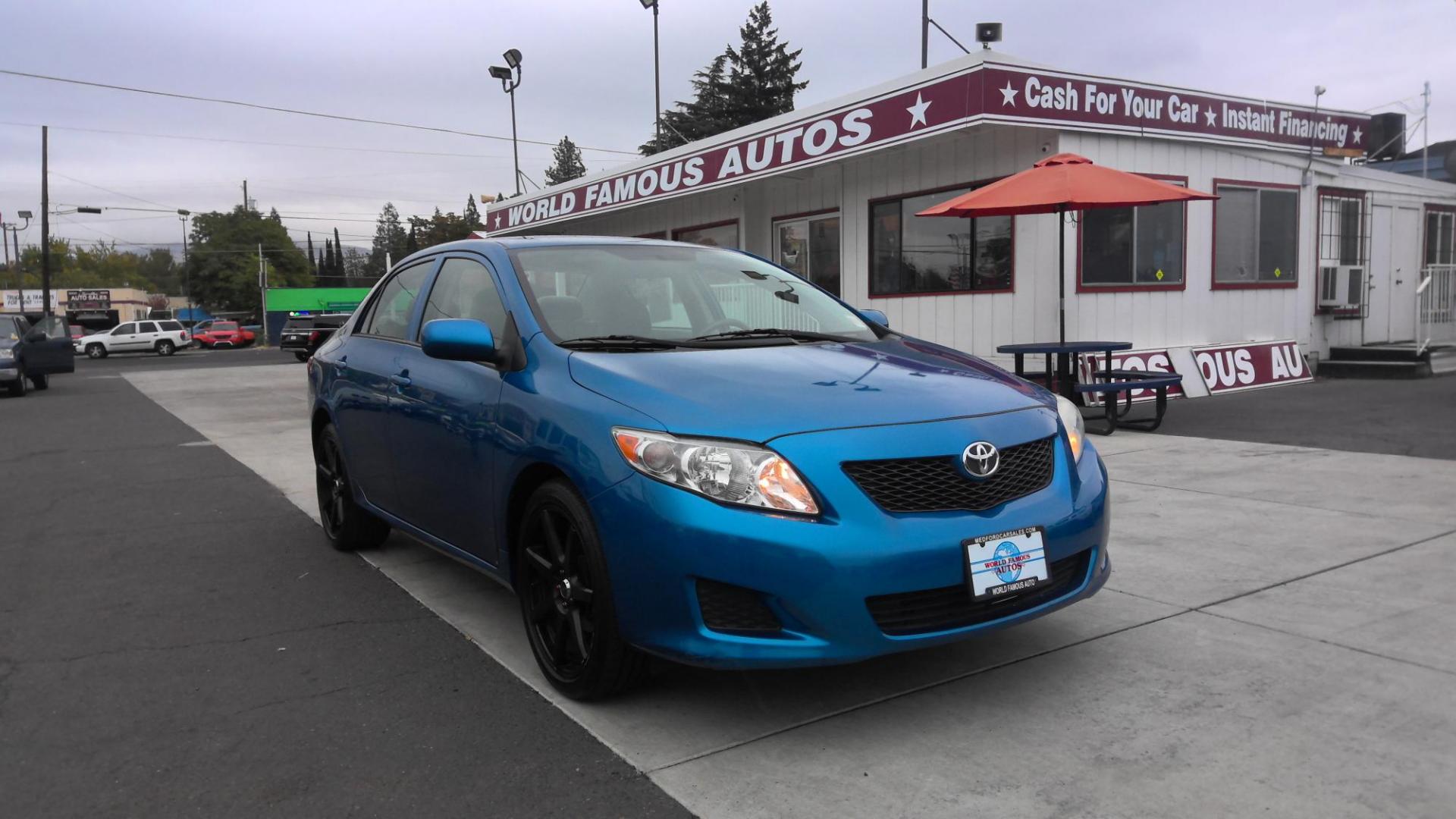 2009 BLUE Toyota Corolla Base 4-Speed AT (1NXBU40E29Z) with an 1.8L L4 DOHC 16V engine, 4-Speed Automatic Overdrive transmission, located at 502 S. Riverside Avenue, Medford, OR, 97501, (541) 773-3136, 42.322803, -122.867477 - Photo#0