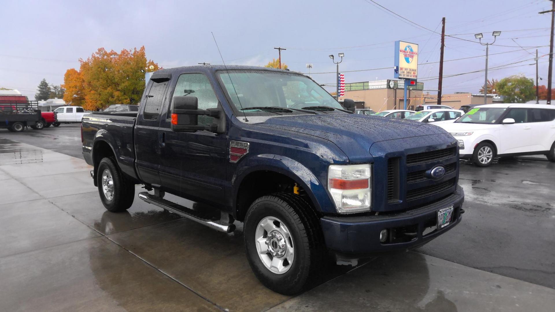 2008 BLUE Ford F-250 SD FX4 SuperCab (1FTSX21R58E) with an 6.4L V8 OHV 32V TURBO DIESEL engine, located at 502 S. Riverside Avenue, Medford, OR, 97501, (541) 773-3136, 42.322803, -122.867477 - Photo#1