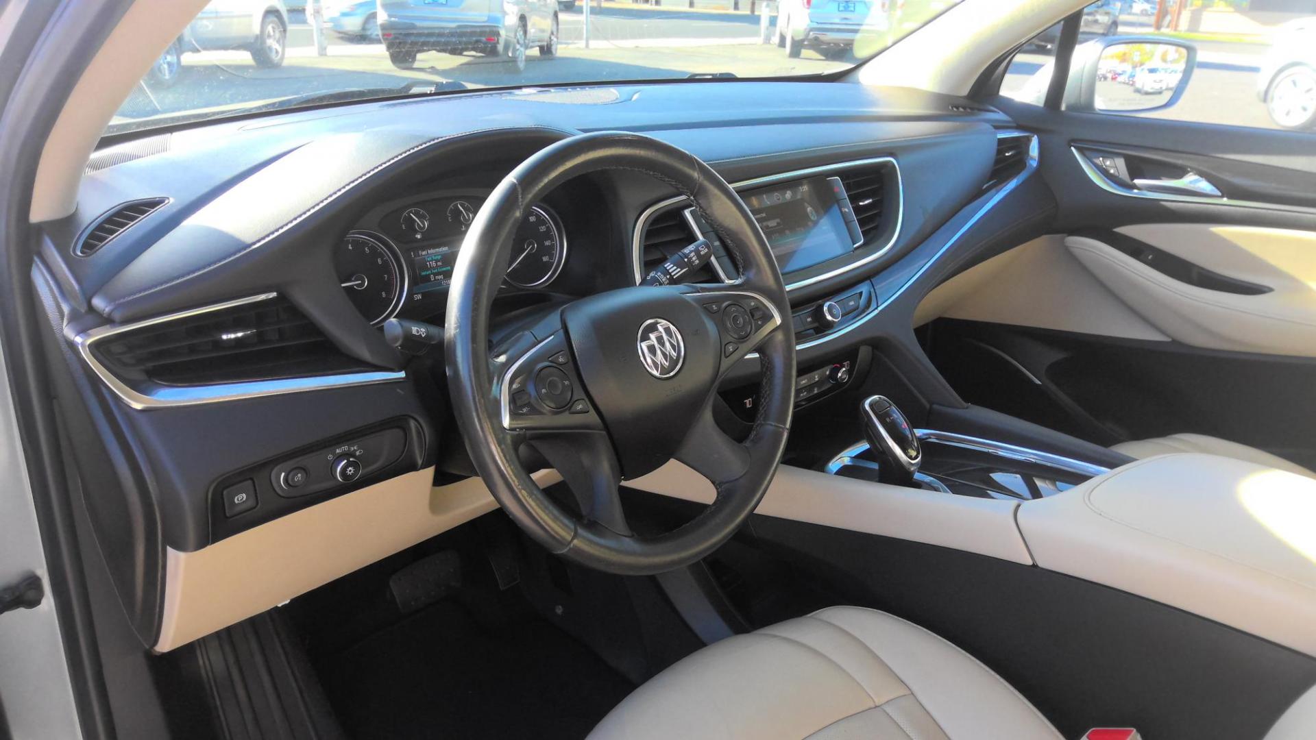 2018 GRAY Buick Enclave Essence AWD (5GAEVAKW3JJ) with an 3.6L V6 DOHC 24V engine, 9A transmission, located at 502 S. Riverside Avenue, Medford, OR, 97501, (541) 773-3136, 42.322803, -122.867477 - Photo#7