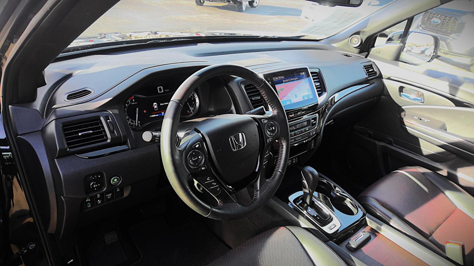 2017 BLACK Honda Ridgeline Black Edition AWD (5FPYK3F86HB) with an 3.5L V6 SOHC 24V engine, 6A transmission, located at 502 S. Riverside Avenue, Medford, OR, 97501, (541) 773-3136, 42.322803, -122.867477 - Photo#11