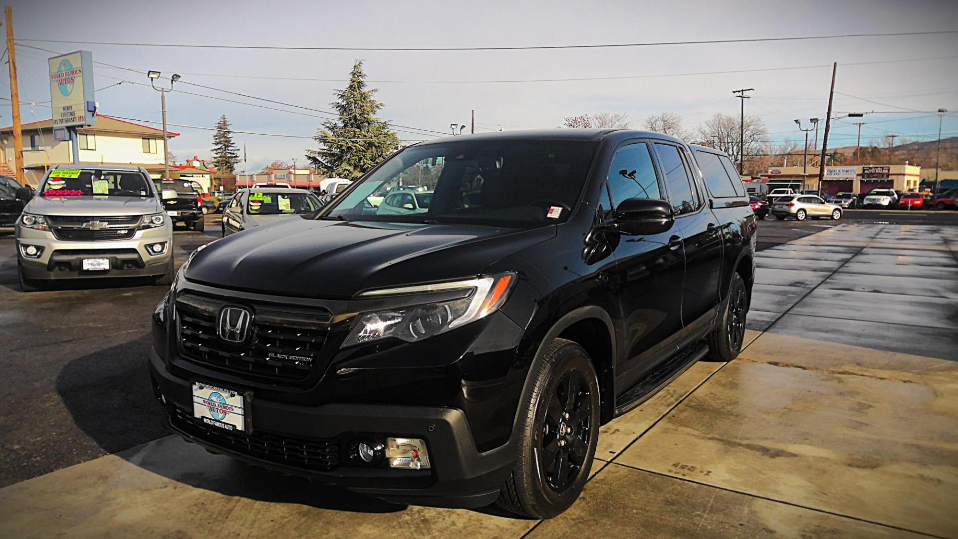 2017 BLACK Honda Ridgeline Black Edition AWD (5FPYK3F86HB) with an 3.5L V6 SOHC 24V engine, 6A transmission, located at 502 S. Riverside Avenue, Medford, OR, 97501, (541) 773-3136, 42.322803, -122.867477 - Photo#1