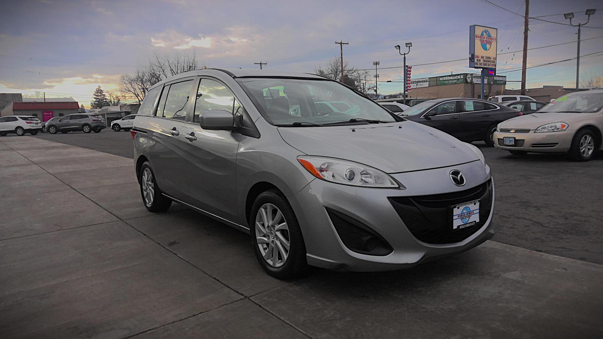 2011 SILVER Mazda MAZDA5 Sport (JM1CW2BL2C0) with an 2.5L L4 DOHC 16V engine, located at 502 S. Riverside Avenue, Medford, OR, 97501, (541) 773-3136, 42.322803, -122.867477 - Photo#1