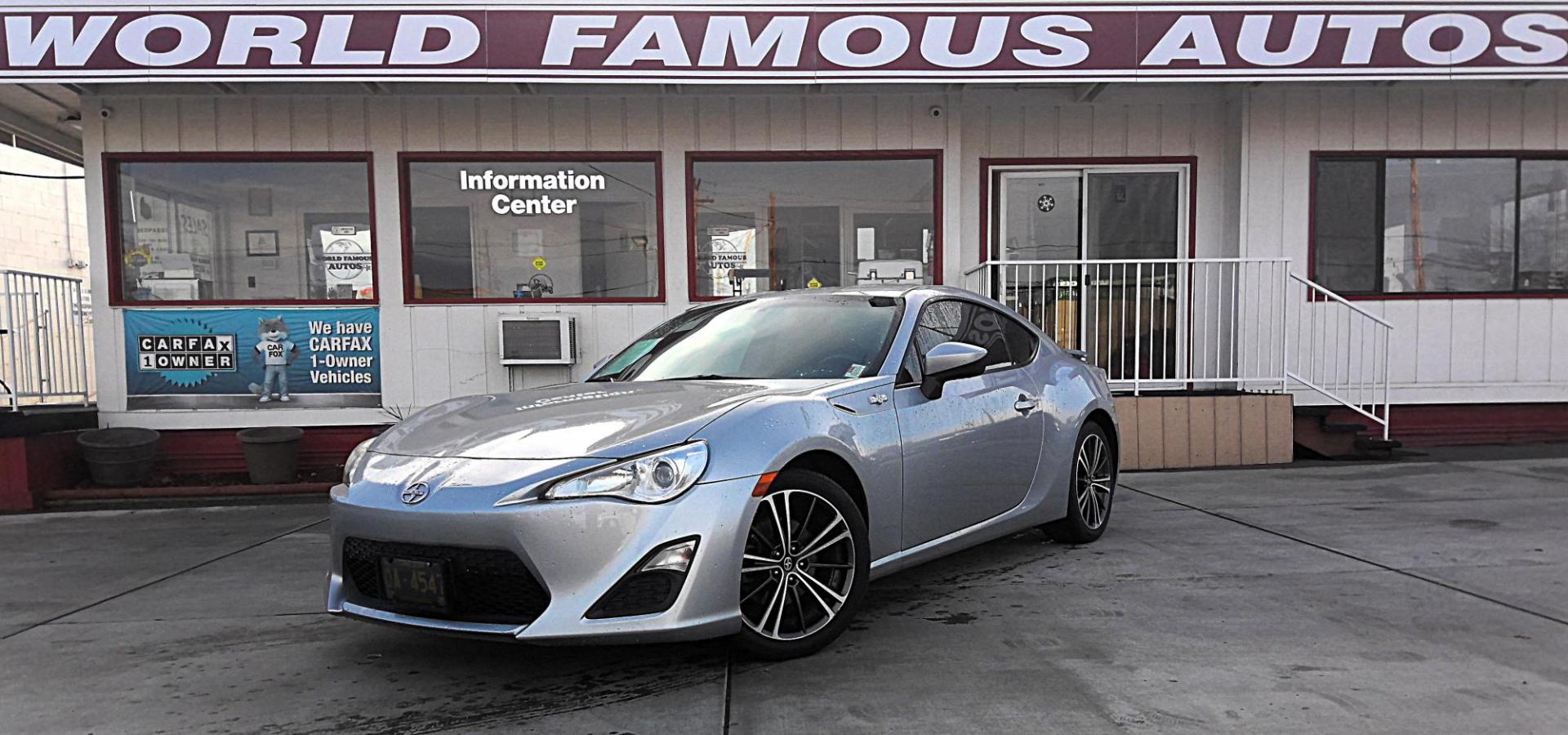 2015 SILVER Scion FR-S 6AT (JF1ZNAA11F8) with an 2.0L H4 16V engine, 6-Speed Automatic transmission, located at 502 S. Riverside Avenue, Medford, OR, 97501, (541) 773-3136, 42.322803, -122.867477 - Photo#1