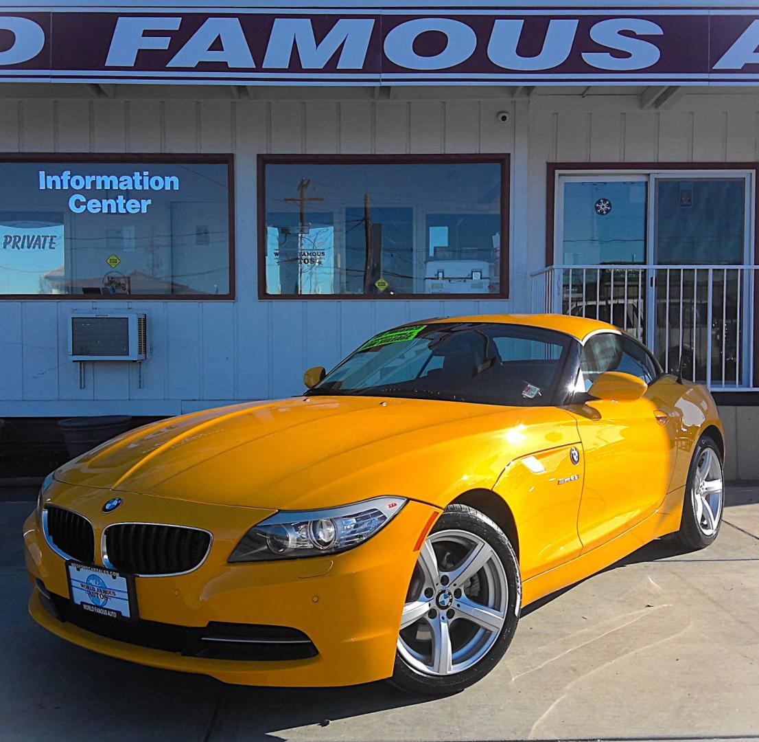 2013 YELLOW BMW Z4 sDrive28i (WBALL5C50DJ) with an 2.0L L4 DOHC 16V TURBO engine, located at 502 S. Riverside Avenue, Medford, OR, 97501, (541) 773-3136, 42.322803, -122.867477 - Photo#1