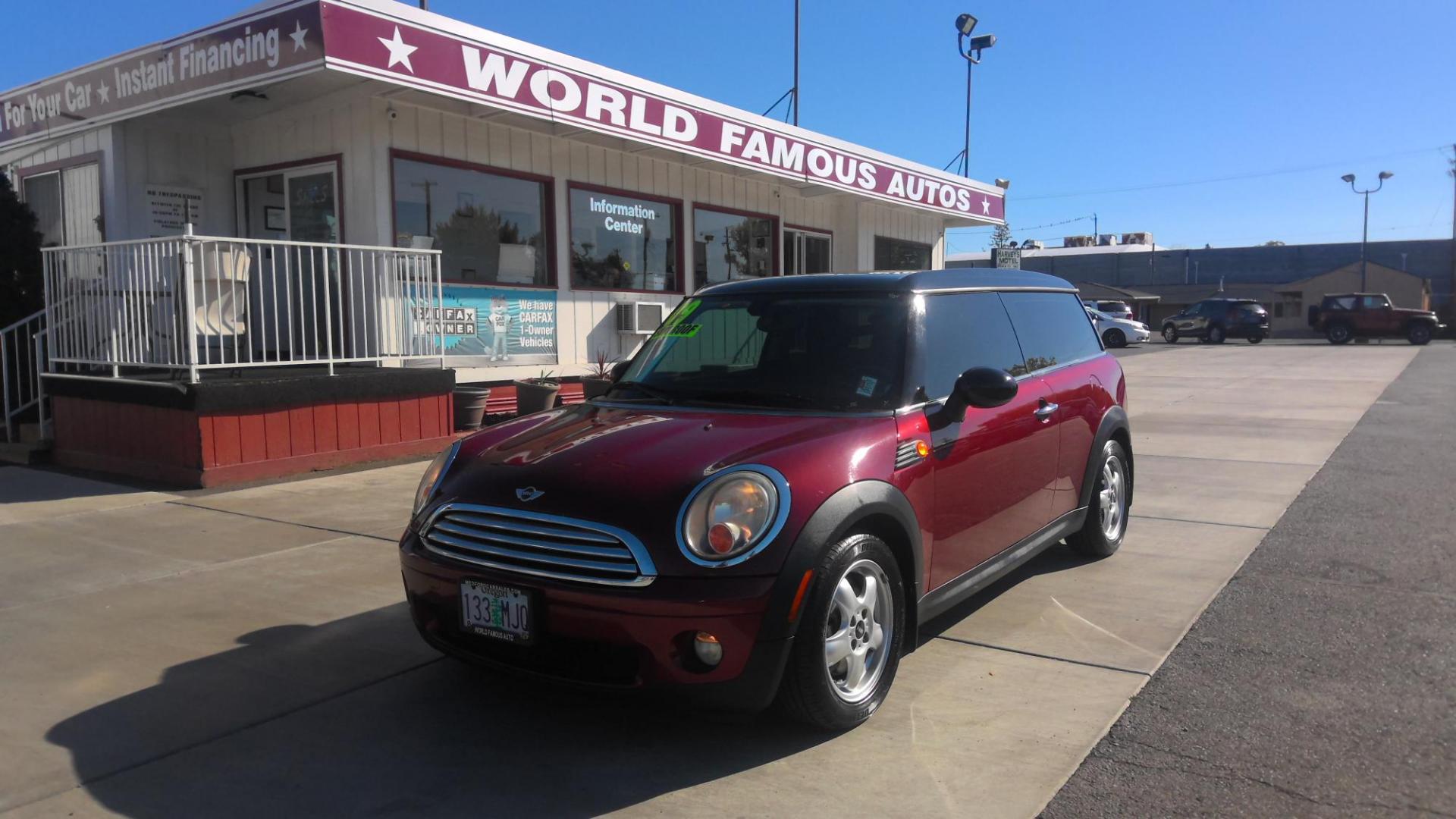 2009 RED /Gray Mini Clubman Base (WMWML33569T) with an 1.6L L4 DOHC 16V engine, Manual transmission, located at 502 S. Riverside Avenue, Medford, OR, 97501, (541) 773-3136, 42.322803, -122.867477 - Picture yourself on the streets of Venice in this 2009 Mini Cooper Clubman is a super fun little manual-transmission hatchback. - Photo#0