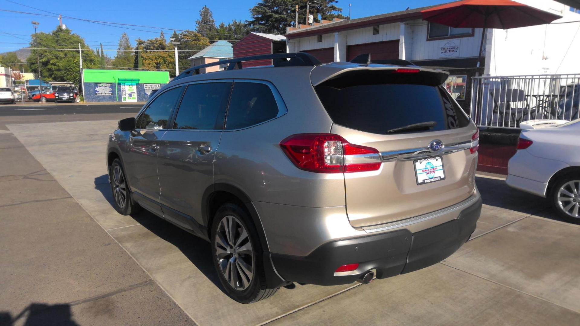 2019 GOLD Subaru Ascent Limited 7-Passenger (4S4WMAMDXK3) with an 2.4L L4 DOHC 16V engine, CVT transmission, located at 502 S. Riverside Avenue, Medford, OR, 97501, (541) 773-3136, 42.322803, -122.867477 - Photo#3