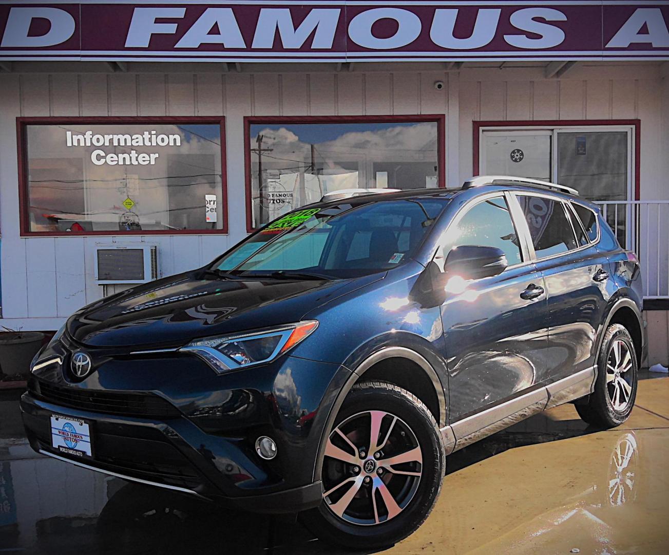 2018 BLACK Toyota RAV4 XLE AWD (JTMRFREVXJJ) with an 2.5L L4 DOHC 16V engine, 6A transmission, located at 502 S. Riverside Avenue, Medford, OR, 97501, (541) 773-3136, 42.322803, -122.867477 - Photo#1