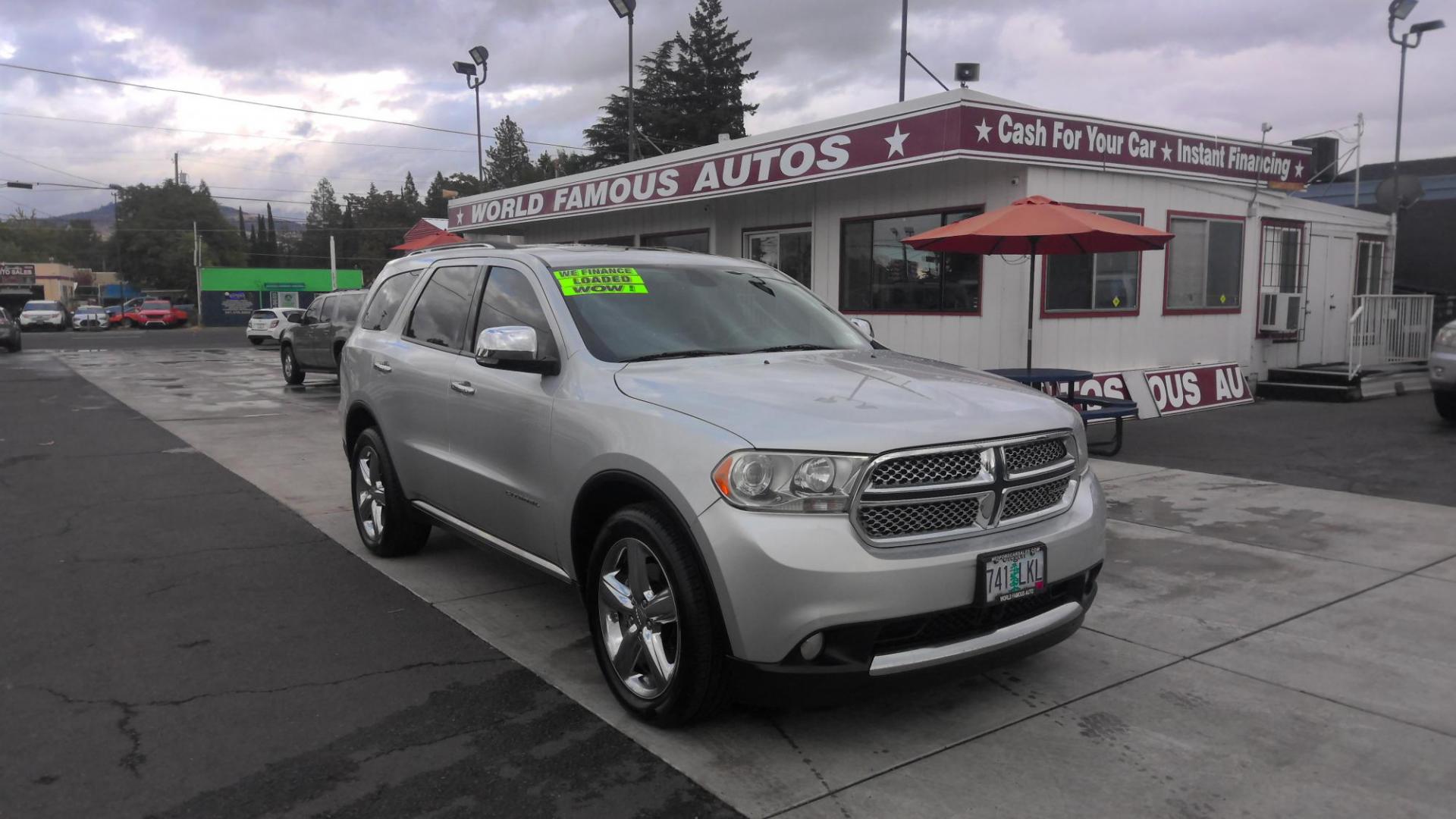 2012 GRAY Dodge Durango Citadel AWD (1C4SDJET3CC) with an 5.7L V8 OHV 16V engine, 5-Speed Automatic transmission, located at 502 S. Riverside Avenue, Medford, OR, 97501, (541) 773-3136, 42.322803, -122.867477 - Photo#3