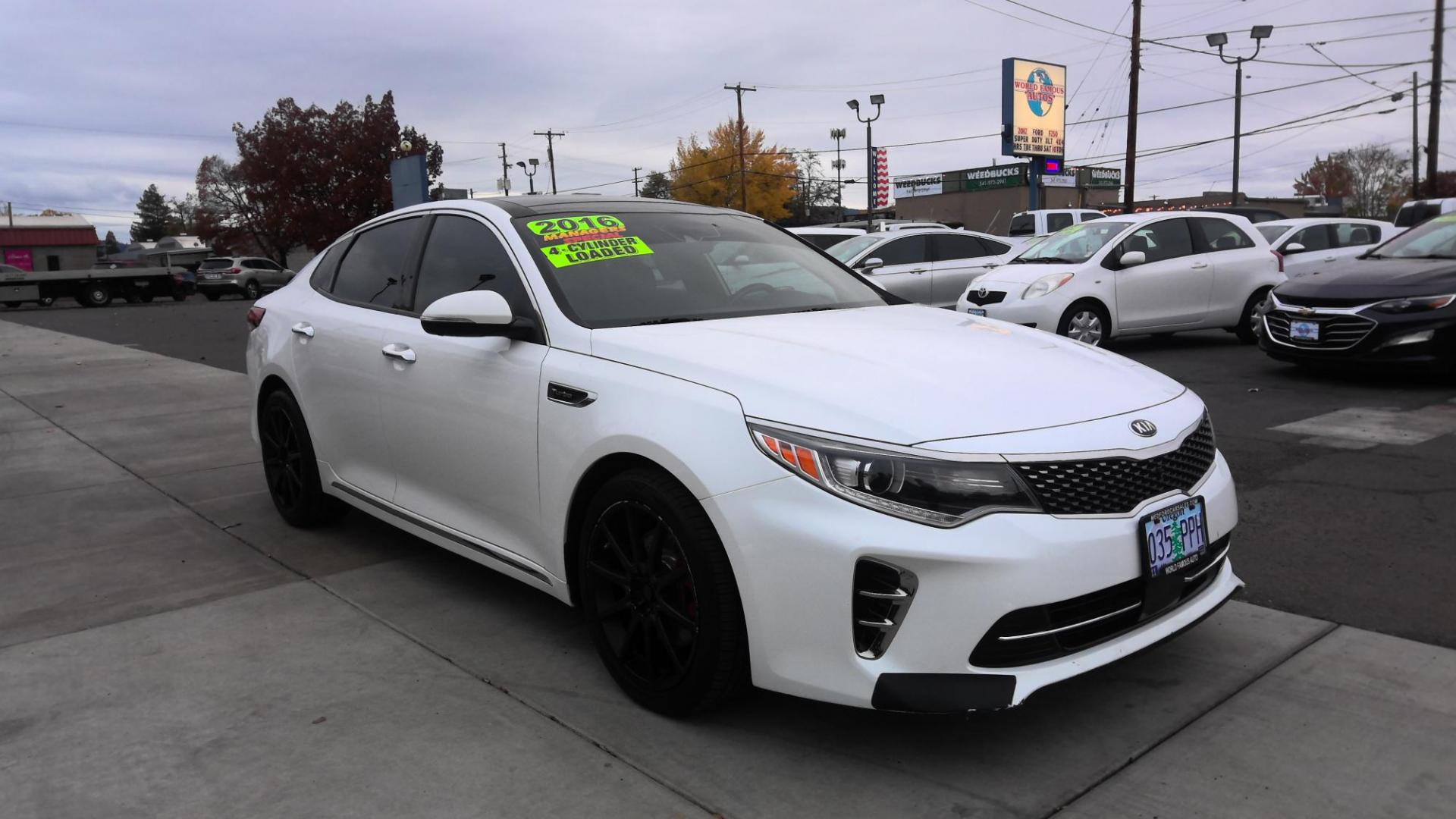 2016 WHITE Kia Optima SXL Turbo (5XXGV4L26GG) with an 2.0L L4 DOHC 16V TURBO engine, 6A transmission, located at 502 S. Riverside Avenue, Medford, OR, 97501, (541) 773-3136, 42.322803, -122.867477 - Photo#1