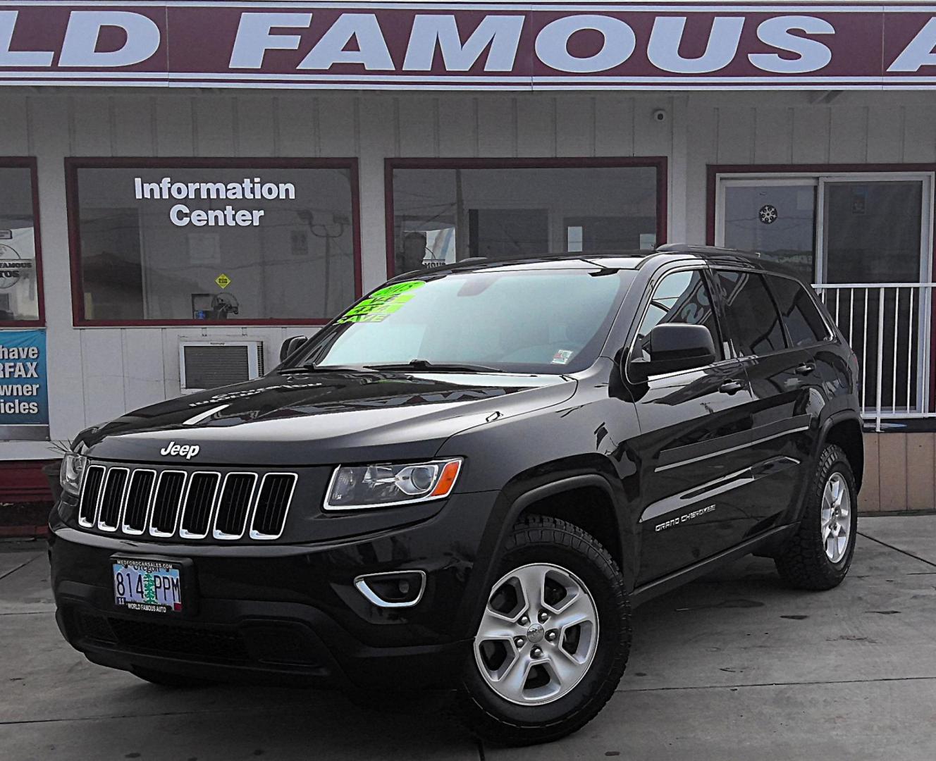 2015 BLACK Jeep Grand Cherokee Laredo 4WD (1C4RJFAG6FC) with an 3.6L V6 DOHC 24V engine, 8-Speed Automatic transmission, located at 502 S. Riverside Avenue, Medford, OR, 97501, (541) 773-3136, 42.322803, -122.867477 - Photo#1