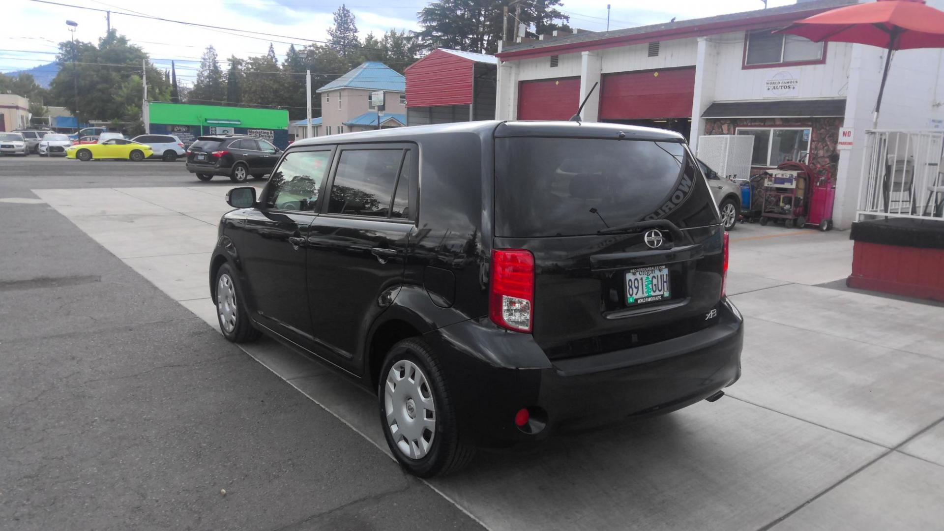 2012 BLACK Scion xB 5-Door Wagon 5-Spd MT (JTLZE4FE0CJ) with an 2.4L L4 DOHC 16V engine, 5-Speed Manual transmission, located at 502 S. Riverside Avenue, Medford, OR, 97501, (541) 773-3136, 42.322803, -122.867477 - Photo#3