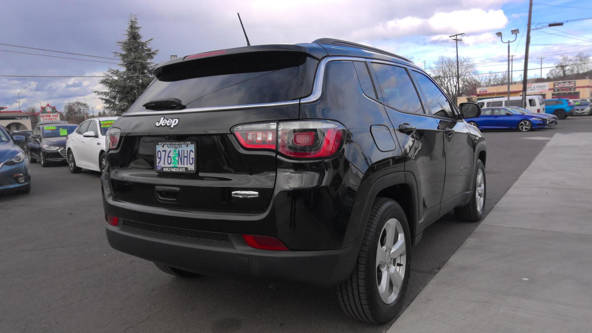 2018 BLACK Jeep Compass Sport FWD (3C4NJCBB6JT) with an 2.4L L4 DOHC 16V engine, located at 502 S. Riverside Avenue, Medford, OR, 97501, (541) 773-3136, 42.322803, -122.867477 - Photo#2