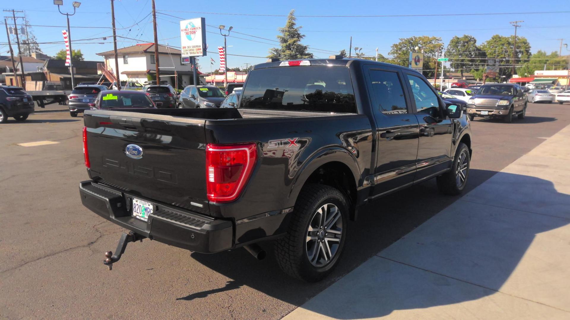 2021 BLACK Ford F-150 XLT SuperCrew 6.5-ft. Bed 4WD (1FTEW1EP0MK) with an 2.7L V6 DOHC 24V engine, 6A transmission, located at 502 S. Riverside Avenue, Medford, OR, 97501, (541) 773-3136, 42.322803, -122.867477 - Photo#2