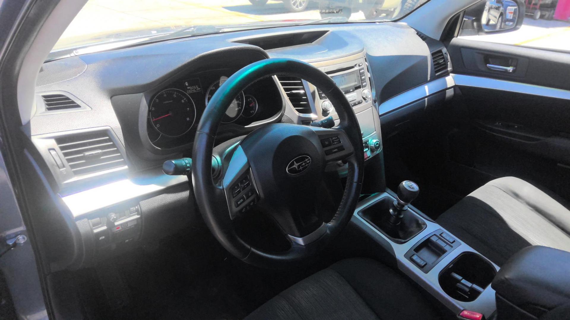 2013 BLUE Subaru Outback 2.5I Premium (4S4BRBCC2D1) with an 2.5L H4 DOHC 16V engine, located at 502 S. Riverside Avenue, Medford, OR, 97501, (541) 773-3136, 42.322803, -122.867477 - Photo#4