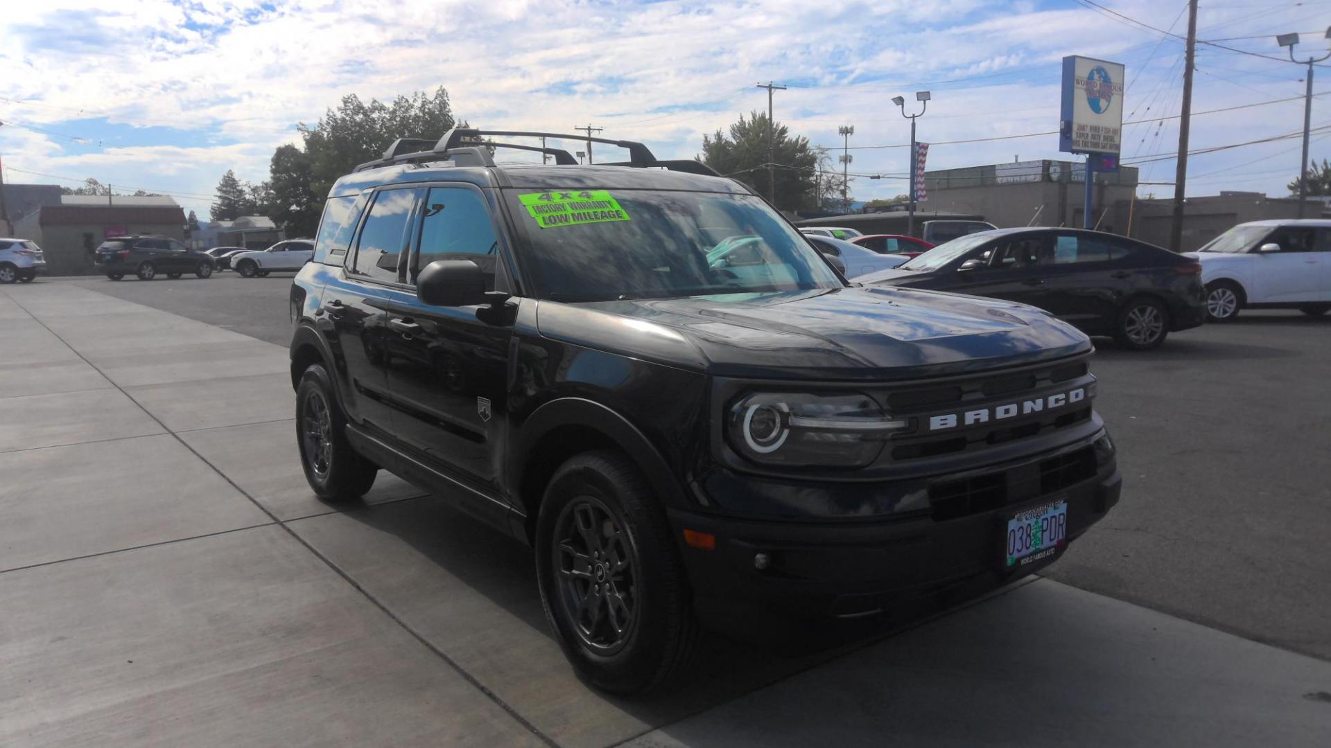 2021 BLACK Ford Bronco Sport Big Bend (3FMCR9B69MR) with an 1.5L L3 engine, 8A transmission, located at 502 S. Riverside Avenue, Medford, OR, 97501, (541) 773-3136, 42.322803, -122.867477 - Photo#2