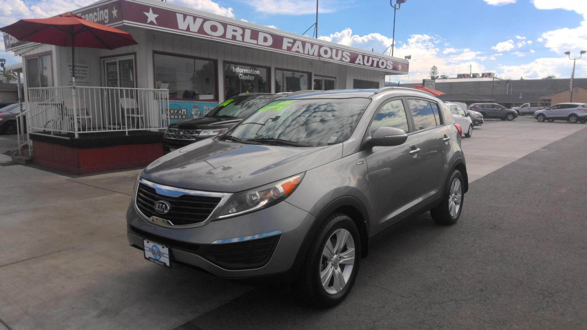 2013 GRAY Kia Sportage LX AWD (KNDPBCA23D7) with an 2.4L V6 DOHC 24V engine, 6-Speed Automatic transmission, located at 502 S. Riverside Avenue, Medford, OR, 97501, (541) 773-3136, 42.322803, -122.867477 - Photo#0