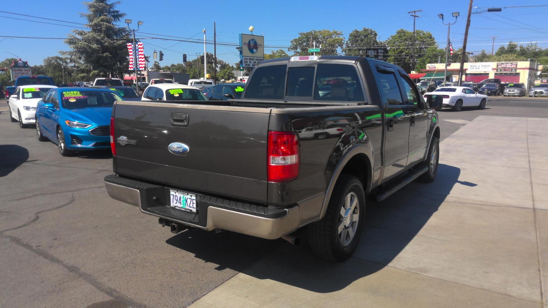 2006 BROWN Ford F-150 FX4 SuperCrew (1FTPW14516K) with an 5.4L V6 SOHC 16V engine, 4-Speed Automatic Overdrive transmission, located at 502 S. Riverside Avenue, Medford, OR, 97501, (541) 773-3136, 42.322803, -122.867477 - Photo#2