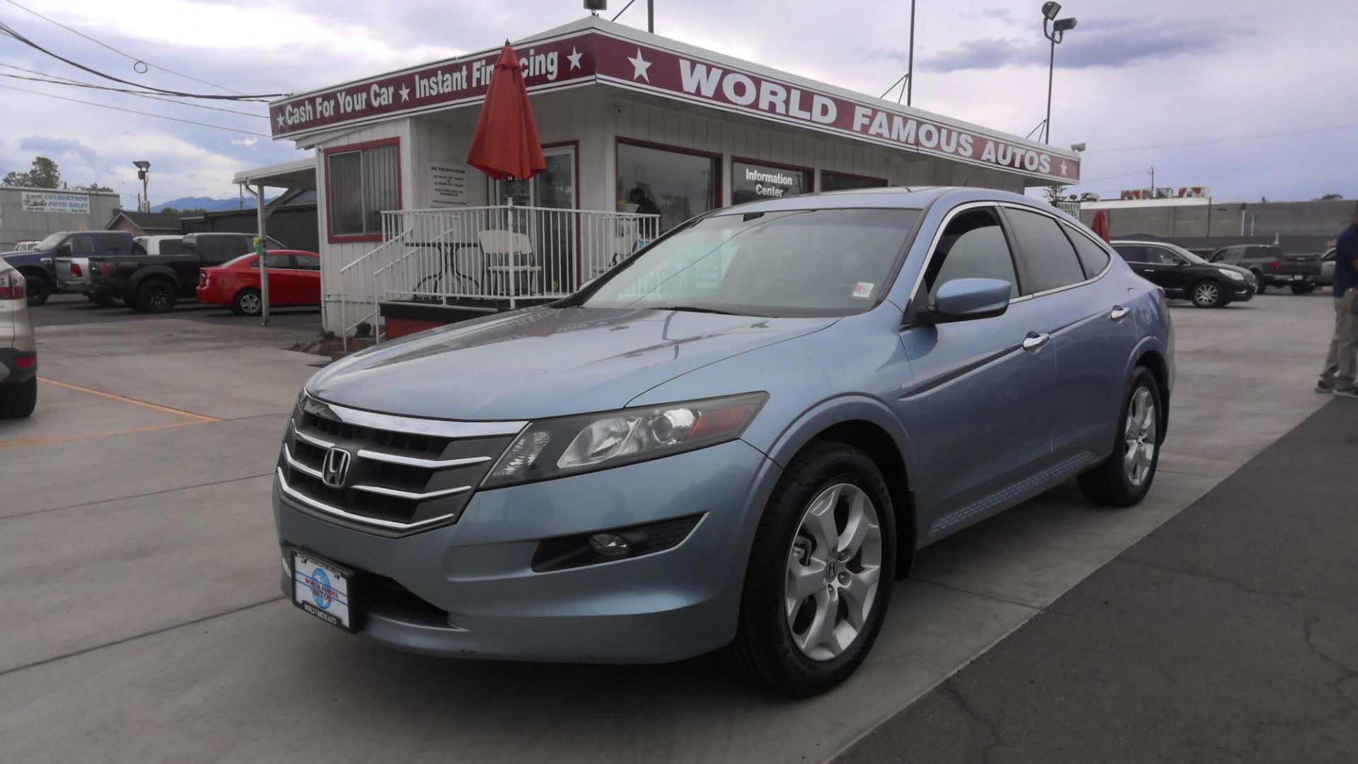 2010 SILVER Honda Accord Crosstour EX-L 4WD 5-Spd AT (5J6TF2H57AL) with an 3.5L V6 SOHC 24V engine, 5-Speed Automatic transmission, located at 502 S. Riverside Avenue, Medford, OR, 97501, (541) 773-3136, 42.322803, -122.867477 - Photo#0