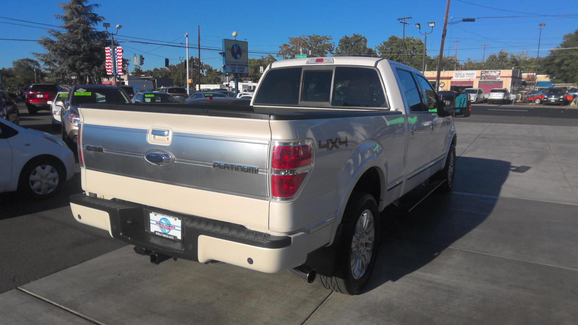 2013 WHITE Ford F-150 XLT SuperCrew 6.5-ft. Bed 4WD (1FTFW1ET6DF) with an 3.5L V6 TURBO engine, 6-Speed Automatic transmission, located at 502 S. Riverside Avenue, Medford, OR, 97501, (541) 773-3136, 42.322803, -122.867477 - Photo#1