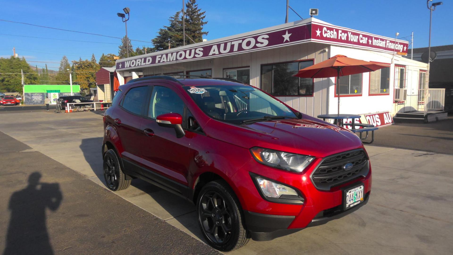 2018 RED Ford EcoSport SES AWD (MAJ6P1CL7JC) with an 2.0L L4 DOHC 16V engine, 6A transmission, located at 502 S. Riverside Avenue, Medford, OR, 97501, (541) 773-3136, 42.322803, -122.867477 - Photo#2